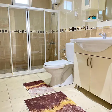 Zerrin Hanim - 1 Minute From Kleopatra Beach Apartment Alanya