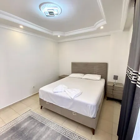 Zerrin Hanim - 1 Minute From Kleopatra Beach Apartment Alanya